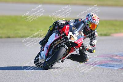 media/Jan-20-2023-Fastrack Riders (Fri) [[f2ad32aba3]]/Private/session 5 turn 13/